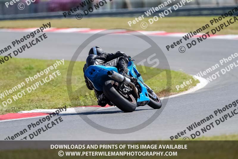 enduro digital images;event digital images;eventdigitalimages;no limits trackdays;peter wileman photography;racing digital images;snetterton;snetterton no limits trackday;snetterton photographs;snetterton trackday photographs;trackday digital images;trackday photos